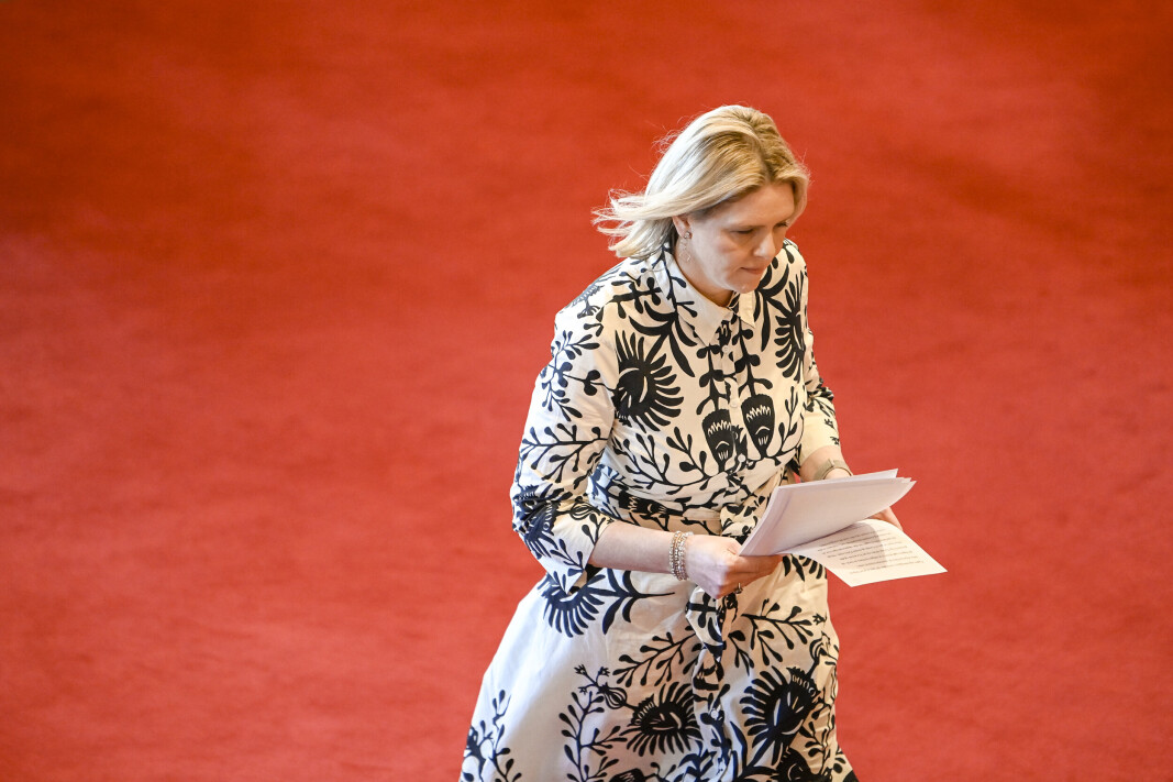 KRIG KOSTER: Leder Sylvi Listhaug i Frp sier forsvar og krig koster, men at det i kjølvannet av krigen i Ukraina er et reelt behov for å styrke det norske forsvaret ytterligere. KRIG KOSTER: Leder Sylvi Listhaug i Frp sier forsvar og krig koster, men at det i kjølvannet av krigen i Ukraina er et reelt behov for å styrke det norske forsvaret ytterligere.