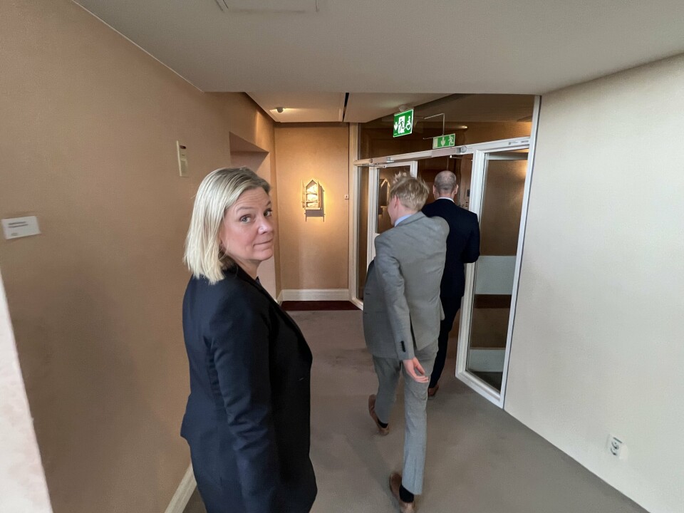 VURDERER Å SNU: Statsminister Magdalena Andersson må overkjøre både sine forgjengere Stefan Löfven og Göran Persson pluss svenskenes AUF hvis hun skal føre Sverige inn i Nato.