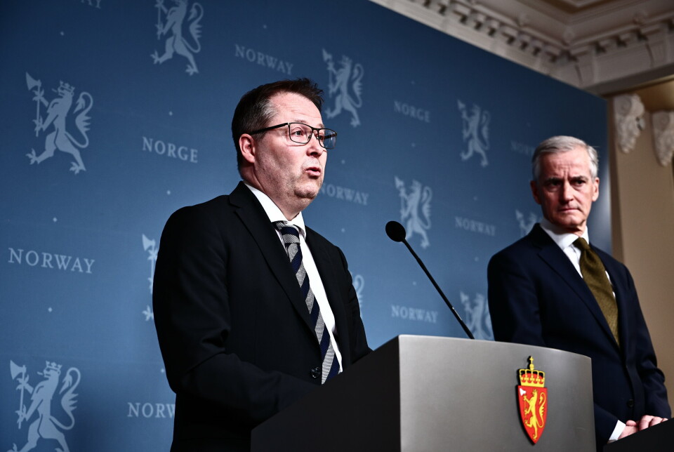 HÆRBAKGRUNN: Forsvarsminister Bjørn Arild Gram (Sp) ble utnevnt i statsråd tirsdag.
