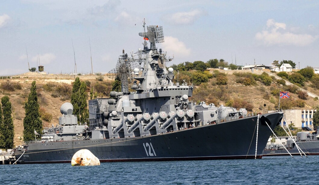 MOSKVA: Det russiske flaggskipet avbildet ved Sevastopol i 2018.