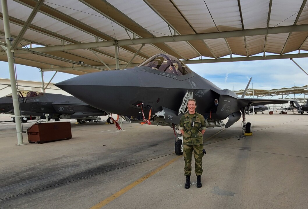 JURISTEN: Rita Elise Fjeldstad tjenestegjør for tiden i USAs hovedstad der hun følger opp Norges rolle i kampflyprogrammet. JURISTEN: Rita Elise Fjeldstad tjenestegjør for tiden i USAs hovedstad der hun følger opp Norges rolle i kampflyprogrammet.