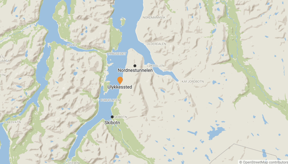 E6: Et militært kjøretøy i kolonne har kjørt av veien på E6 mellom Skibotn og Nordnestunnelen.