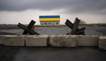 Forsvarsministeren: Behov for koordinert våpenstøtte til Ukraina