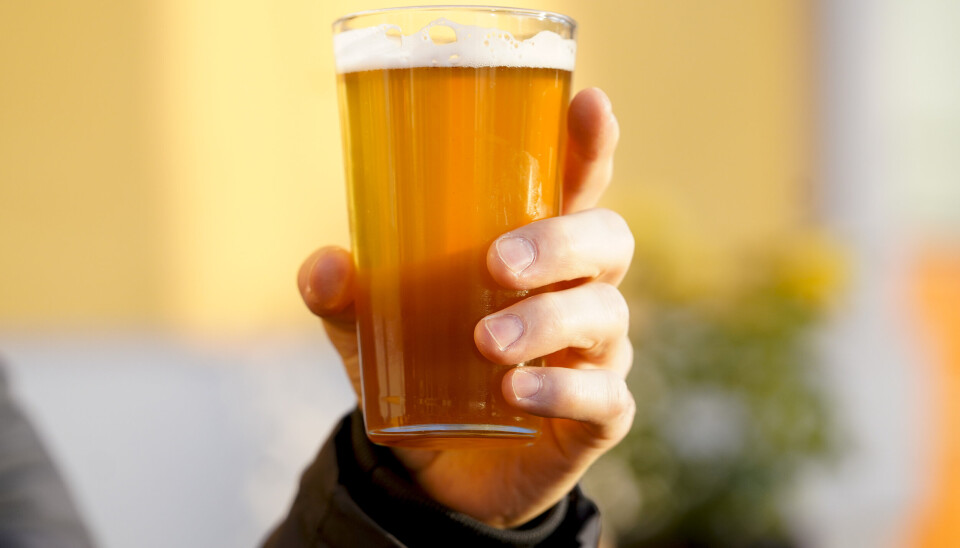 ALKOHOL: På mange militærleirer er det barer med sjenkebevilling.