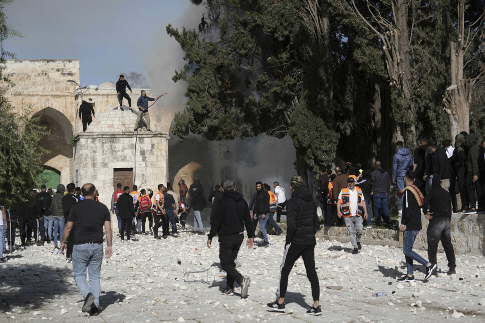 SAMMENSTØT: Det har vært omfattende sammenstøt mellom israelske sikkerhetsstyrker og palestinske demonstranter ved al-Aqsa-moskeen i Jerusalems okkuperte gamleby de siste ukene.