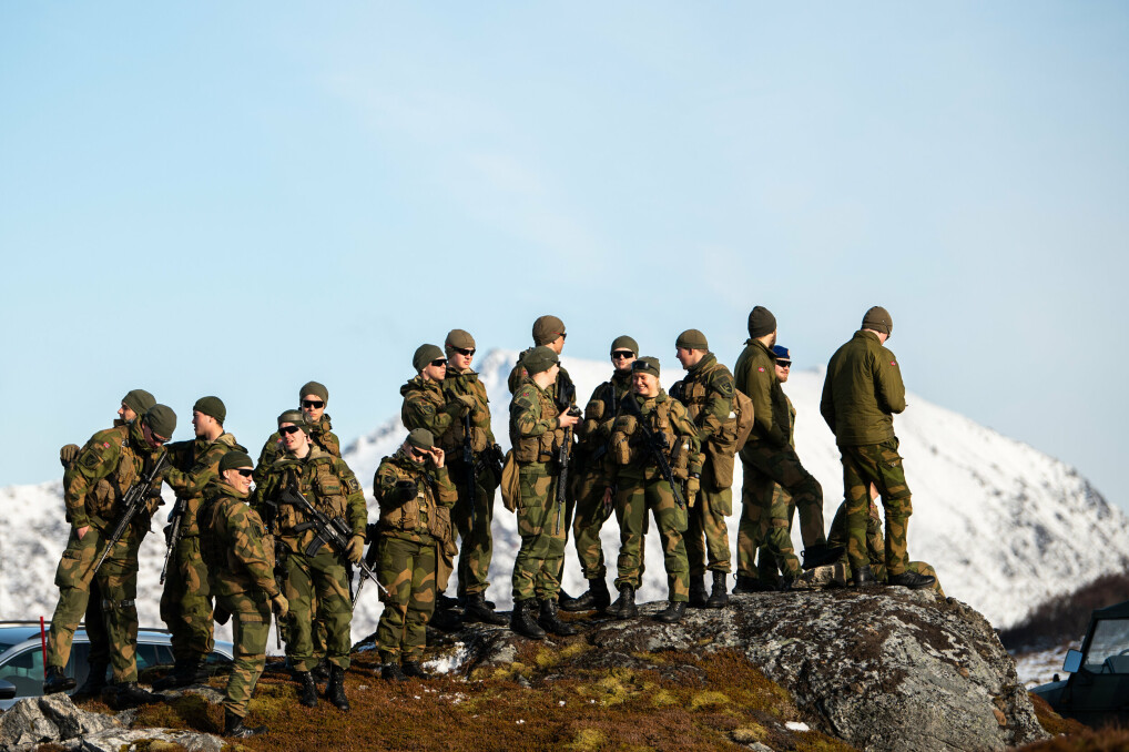 For alle de norske soldatene i troppen er dette den aller første skarpskytingen de er med på.