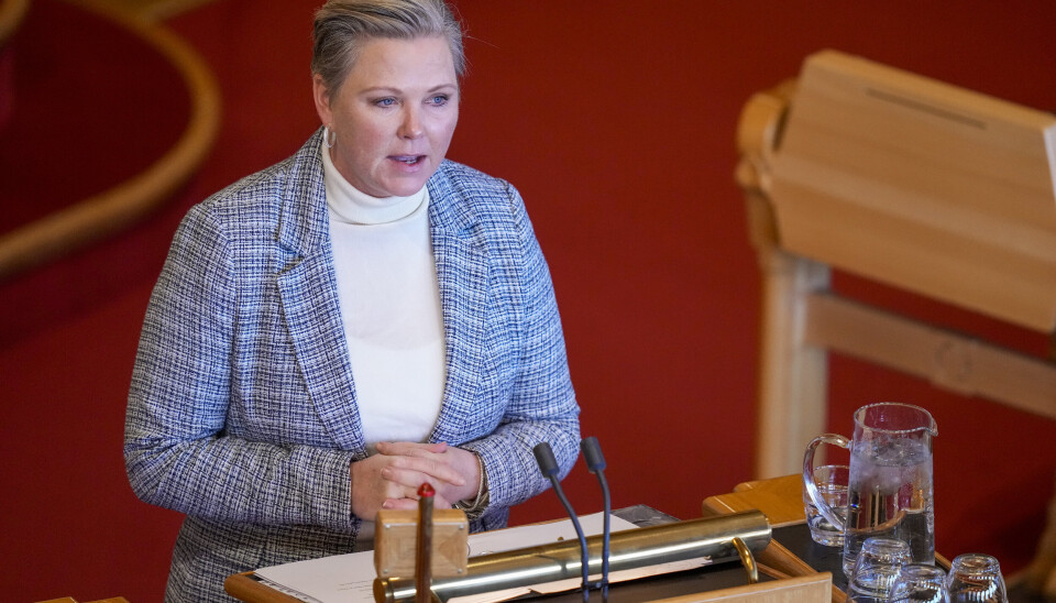 TALIBAN-DIALOG: Utviklingsminister Anne Beathe Tvinnereim under den muntlige spørretimen i Stortinget onsdag. Hun bekreftet at norske myndigheter fortsatt har kontakt med Taliban.