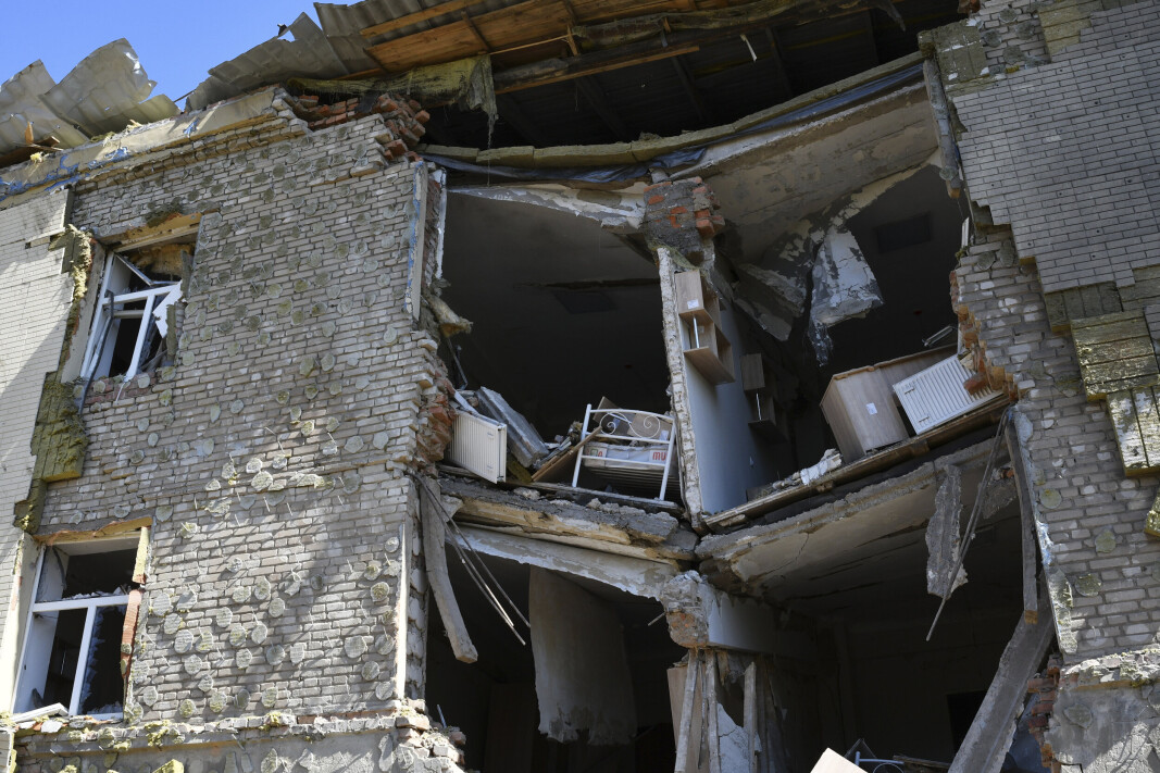 DONETSK: En ødelagt boligblokk i Bakhmut i Donetsk-regionen, torsdag 12. mai. DONETSK: En ødelagt boligblokk i Bakhmut i Donetsk-regionen, torsdag 12. mai.