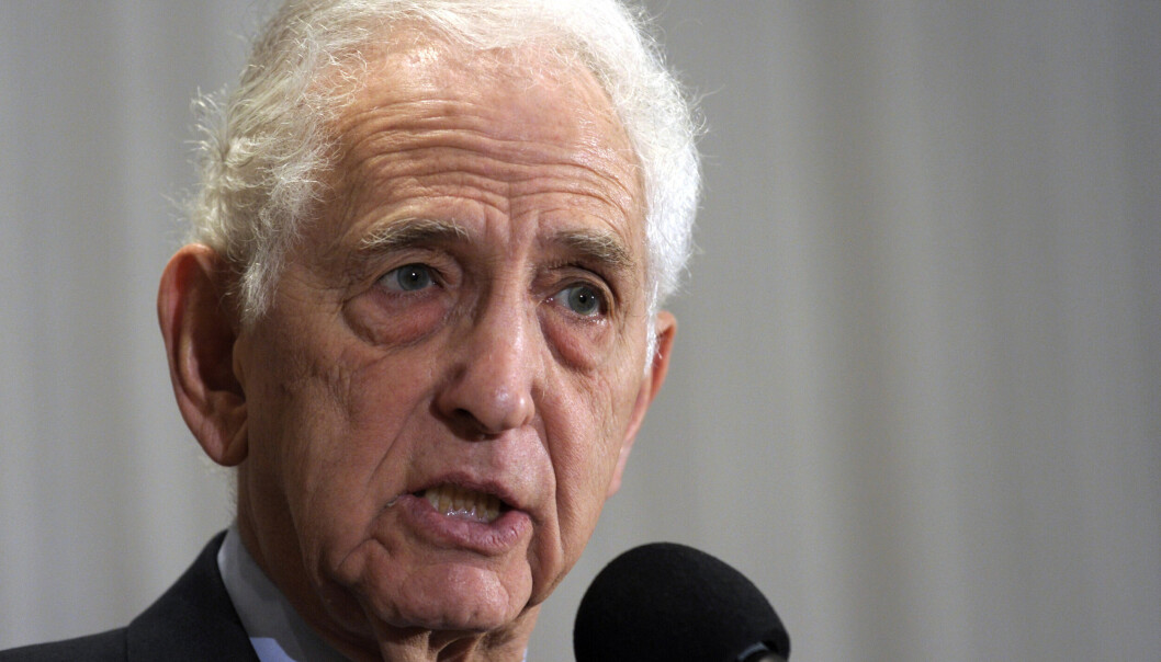 SELVMORDSPAKT: Daniel Ellsberg omtaler Nato som en «selvmordspakt» og advarer Sverige mot Nato-medlemskap. SELVMORDSPAKT: Daniel Ellsberg omtaler Nato som en «selvmordspakt» og advarer Sverige mot Nato-medlemskap.
