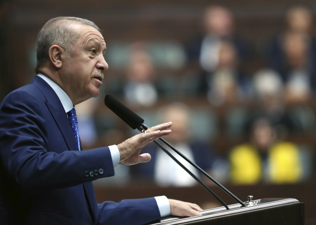 NATOS UTVIDELSE: Den tyrkiske presidenten Recep Tayyip Erdogan mener at s NATOs utvidelse vil avhenge av at Finland og Sverige viser respekt for tyrkiske sensitiviteter angående terrorisme. Bildet er tatt 18. mai 2022, i Ankara, Tyrkia.