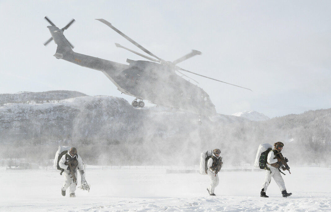 KALD KRIG: Nato-øvelser trener på krigføring i arktisk miljø i Norge under øvelse Cold Response 2022