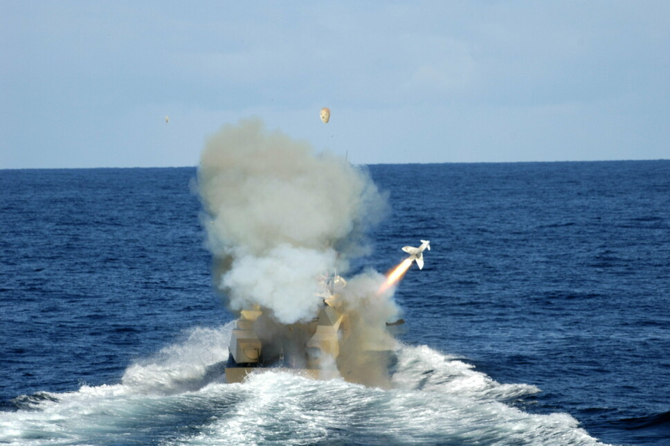 PENGUIN: Norge har sendt Penguin-missiler til Ukraina for å styrke deres sjøforsvar. Bildet er fra 2008 der Penguin MK2- missiler prøveskytes ved Træna i Nordland.