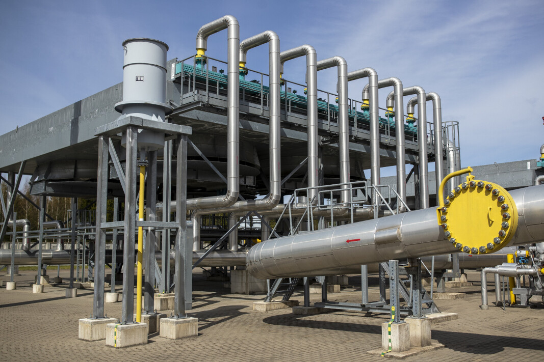 STANS: Litauen stanset i april import av russisk naturgass. Søndag stanser landet også import av russisk olje og elektrisitet. STANS: Litauen stanset i april import av russisk naturgass. Søndag stanser landet også import av russisk olje og elektrisitet.