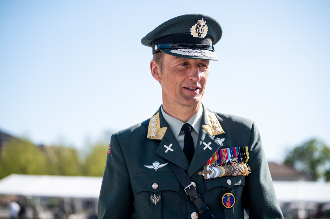 NY SAK: Forsvarssjefen sier han vil gå nærmere inn på en ny varslingssak i Forsvaret. Bildet er tatt den 8. mai under feiringen av frigjørings- og veterandagen. NY SAK: Forsvarssjefen sier han vil gå nærmere inn på en ny varslingssak i Forsvaret. Bildet er tatt den 8. mai under feiringen av frigjørings- og veterandagen.