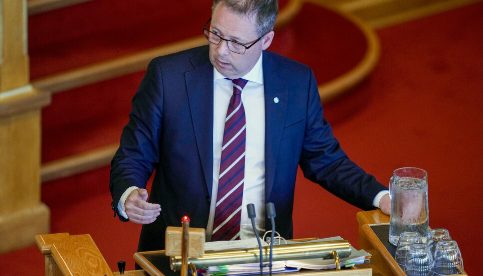 SVAR: Forsvarsminister Bjørn Arild Gram (Sp) i den muntlige spørretimen på Stortinget.