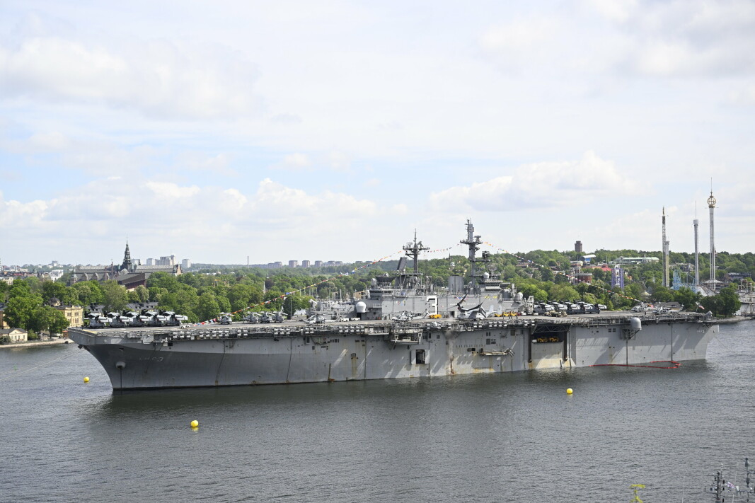 RUSSISKE: Flyene fløy lavt over det amerikanske krigsskipet USS Kearsarge, ifølge Sveriges forsvarsminister. Her er skipet fotografert 3. juni utenfor Stockholm i forkant av Nato-øvelsen Baltops