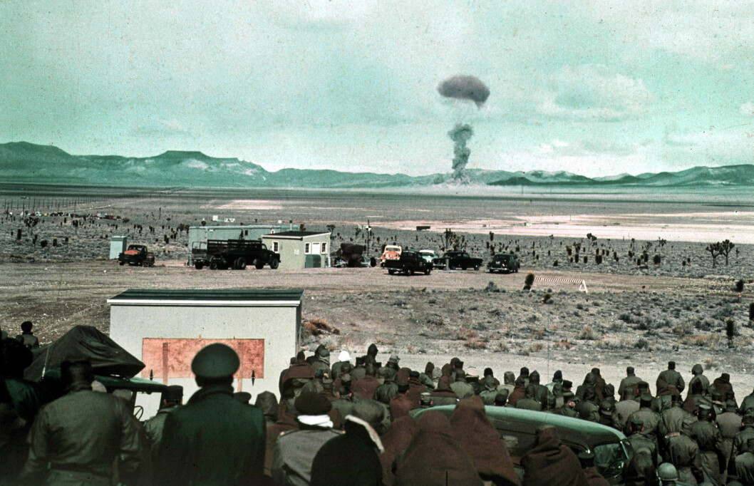 PRØVESPRENGNING: En atomsopp etter en prøvesprengning av en atombombe i Nevada i USA i 1955.
