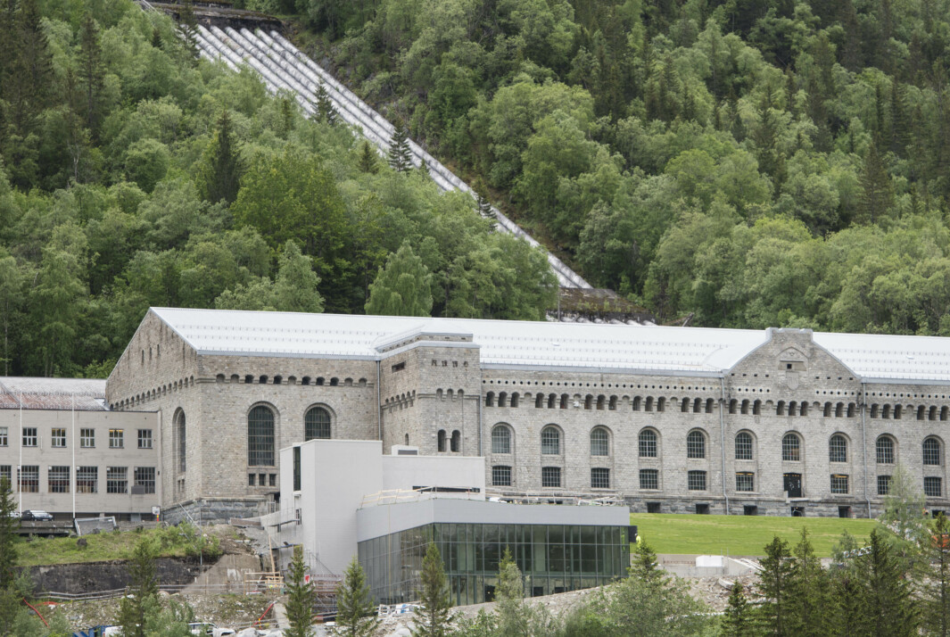 KRIGSMONUMENT: Tungtvannskjelleren på Vemork regnes som et monument over norsk industri- og krigshistorie. Sabotasjeaksjonen i 1943 stoppet tungtvannsproduksjonen en stund, og forsinket Hitlers atomprogram. KRIGSMONUMENT: Tungtvannskjelleren på Vemork regnes som et monument over norsk industri- og krigshistorie. Sabotasjeaksjonen i 1943 stoppet tungtvannsproduksjonen en stund, og forsinket Hitlers atomprogram.