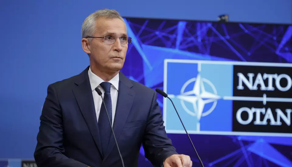 KRISEMØTE: Generalsekretær i Nato, Jens Stoltenberg, sier etter krisemøte at eksplosjonen sannsynligvis var forårsaket av ukrainsk rakett.