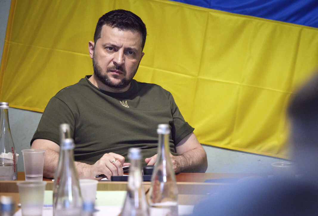 NY SANKSJONSPAKKE: Den ukrainske presidenten oppfordrer EU i sin daglige videotale om å innføre ny sanksjonspakke mot Russland. NY SANKSJONSPAKKE: Den ukrainske presidenten oppfordrer EU i sin daglige videotale om å innføre ny sanksjonspakke mot Russland.