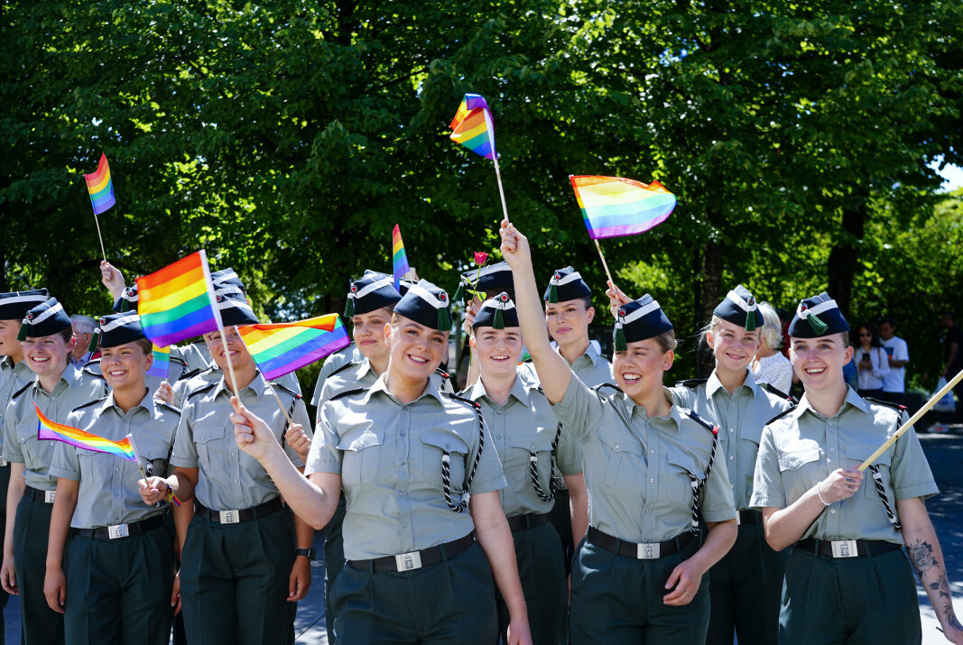I PARADEN: Mange fra Forsvaret deltok under Pride-paraden i Oslo i 2021.