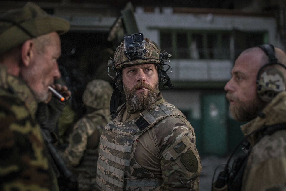 LUHANSK: Ukrainske soldater nær fronten i Sievjerodonetsk tidligere i juni. På dette tidspunktet var det harde kamper i byen, som ligger i fylket Luhansk i Øst-Ukraina.