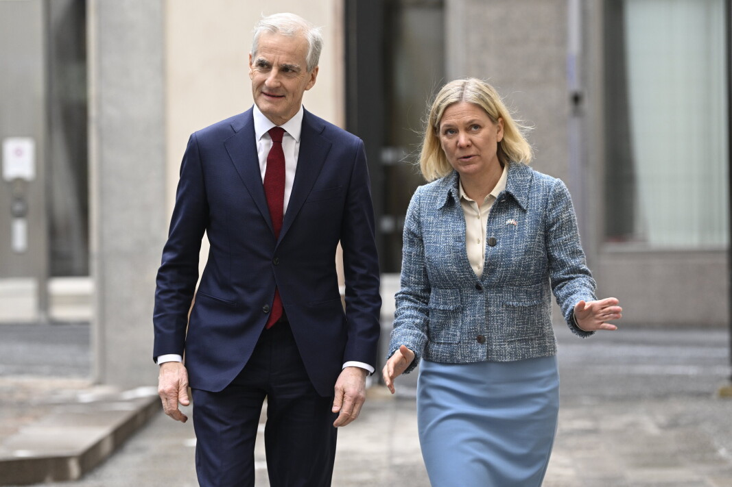 PÅ BESØK: Statsminister Jonas Gahr Støre (Ap) besøkte sin svenske kollega, Magdalena Andersson, i Stockholm i april. I løpet av de neste dagene kan Sverige ha blitt innlemmet i Nato, håper Støre. PÅ BESØK: Statsminister Jonas Gahr Støre (Ap) besøkte sin svenske kollega, Magdalena Andersson, i Stockholm i april. I løpet av de neste dagene kan Sverige ha blitt innlemmet i Nato, håper Støre.
