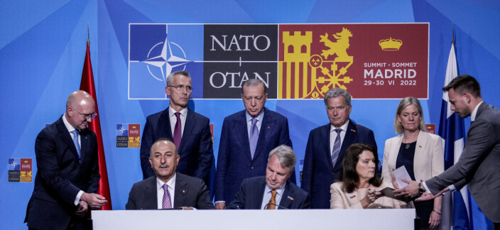 UTVIDER FORSVARSALLIANSEN: Statsledere fra Norge, Tyrkia, Finland og Sverige signerer et memorandum der Tyrkia godtar Finland og Sveriges medlemskap i forsvarsalliansen i Madrid, Spania tirsdag 28. juni 2022. UTVIDER FORSVARSALLIANSEN: Statsledere fra Norge, Tyrkia, Finland og Sverige signerer et memorandum der Tyrkia godtar Finland og Sveriges medlemskap i forsvarsalliansen i Madrid, Spania tirsdag 28. juni 2022.
