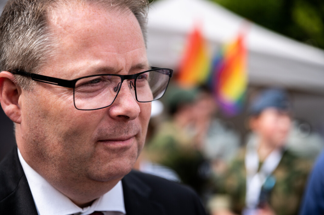 IKKE EN LØSNING: Forsvarsministeren forsikrer Jens Jahren om at reservister ikke blir løsningen på Forsvarets personellutfordring. Bildet er tatt den 22. juni, 2022. IKKE EN LØSNING: Forsvarsministeren forsikrer Jens Jahren om at reservister ikke blir løsningen på Forsvarets personellutfordring. Bildet er tatt den 22. juni, 2022.