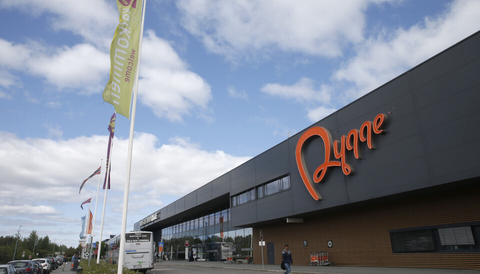 INGEN PLANER: I 2016 ble Rygge lufthavn lagt ned. Forsvaret vil kjøpe deler av plassen til visningsmagasin, men forsvarsministeren har ingen slike planer. INGEN PLANER: I 2016 ble Rygge lufthavn lagt ned. Forsvaret vil kjøpe deler av plassen til visningsmagasin, men forsvarsministeren har ingen slike planer.