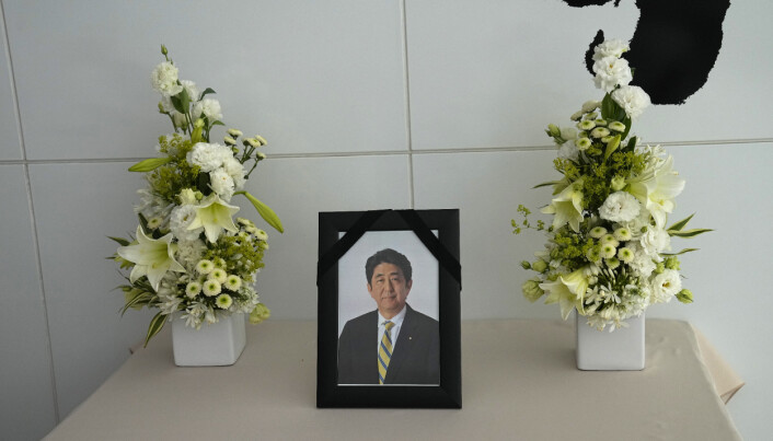 DREPT: Forrige uke ble Japans tidligere statsminister Shinzo Abe skutt og drept mens han holdt en valgkamptale i Nara i det vestlige Japan. DREPT: Forrige uke ble Japans tidligere statsminister Shinzo Abe skutt og drept mens han holdt en valgkamptale i Nara i det vestlige Japan.