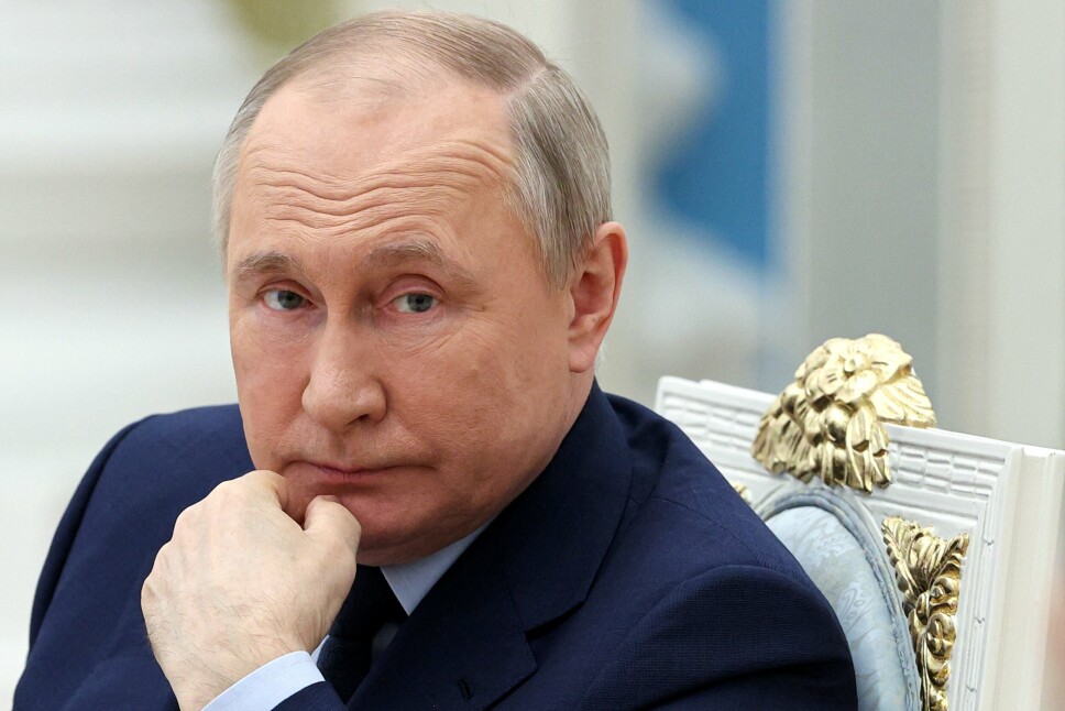 HELSESPEKULASJONER: Den russiske presidenten Vladimir Putins helse har vært gjenstand for omfattende spekulasjoner. Bildet er fra april 2022.