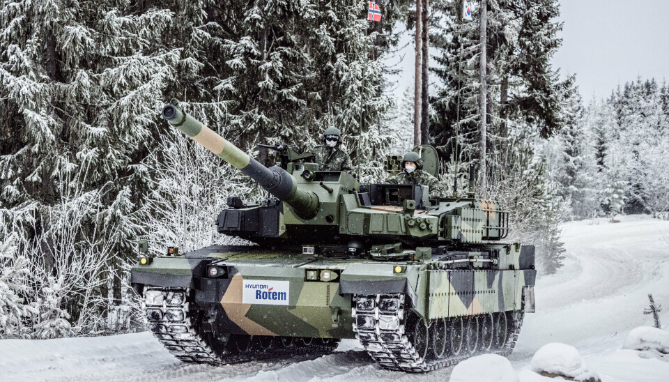 NY STRIDSVOGN: Sør-Korea skal selge nærmere 200 K2-stridsvogner til Polen. Dette bildet er tatt på Rena januar i år, i forbindelse med tester av potensielle nye norske stridsvogner.