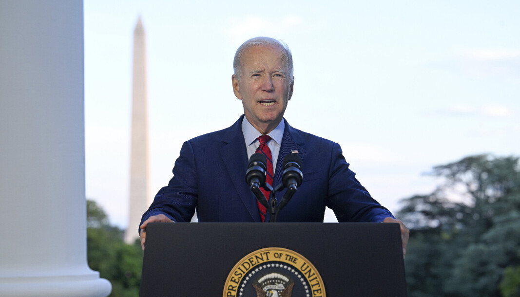 KUNNGJOR: USAs president Joe Biden taler fra det hvite hus mandag 1. august 2022 i Washington, mens han kunngjør at et amerikansk luftangrep drepte al-Qaida-lederen Ayman al-Zawahri i Afghanistan. KUNNGJOR: USAs president Joe Biden taler fra det hvite hus mandag 1. august 2022 i Washington, mens han kunngjør at et amerikansk luftangrep drepte al-Qaida-lederen Ayman al-Zawahri i Afghanistan.