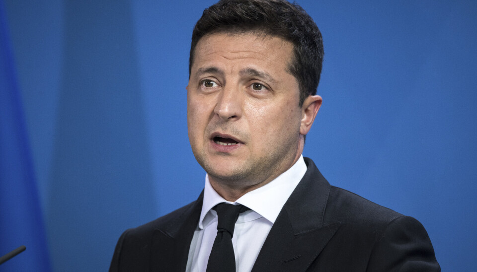 KRITIKK: Den ukrainske presidenten Volodymyr Zelenskyj hevder at Amnesty International ignorerer russiske angrep på sivile i Ukraina.