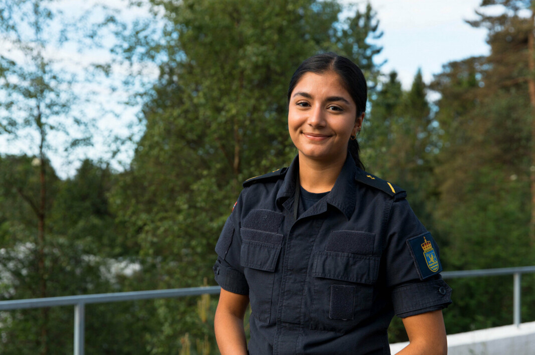 HAAKONSVERN: Simran Jit Kaur jobber med HR i Sjøforsvaret i Bergen.
