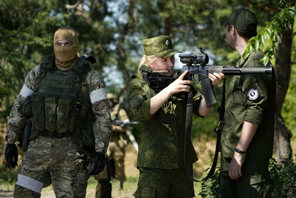 LUHANSK: Russiske soldater i Luhansk, fotografert 11. juni.