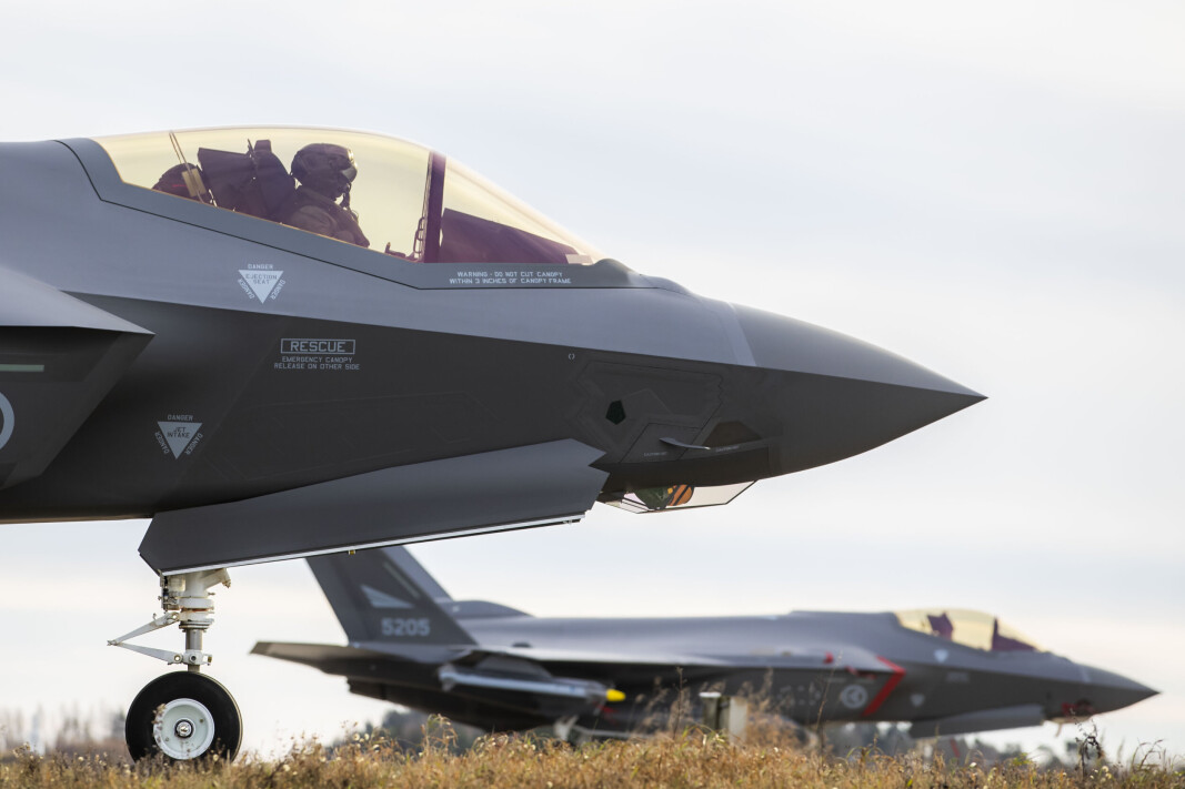 NORSKE: Den sveitsiske regjeringen vil ikke holde en folkeavstemning om det omstridte kjøpet av nye kampfly. I fjor valgte regjeringen å kjøpe F-35, samme kampflytype som Norge har kjøpt (avbildet). NORSKE: Den sveitsiske regjeringen vil ikke holde en folkeavstemning om det omstridte kjøpet av nye kampfly. I fjor valgte regjeringen å kjøpe F-35, samme kampflytype som Norge har kjøpt (avbildet).