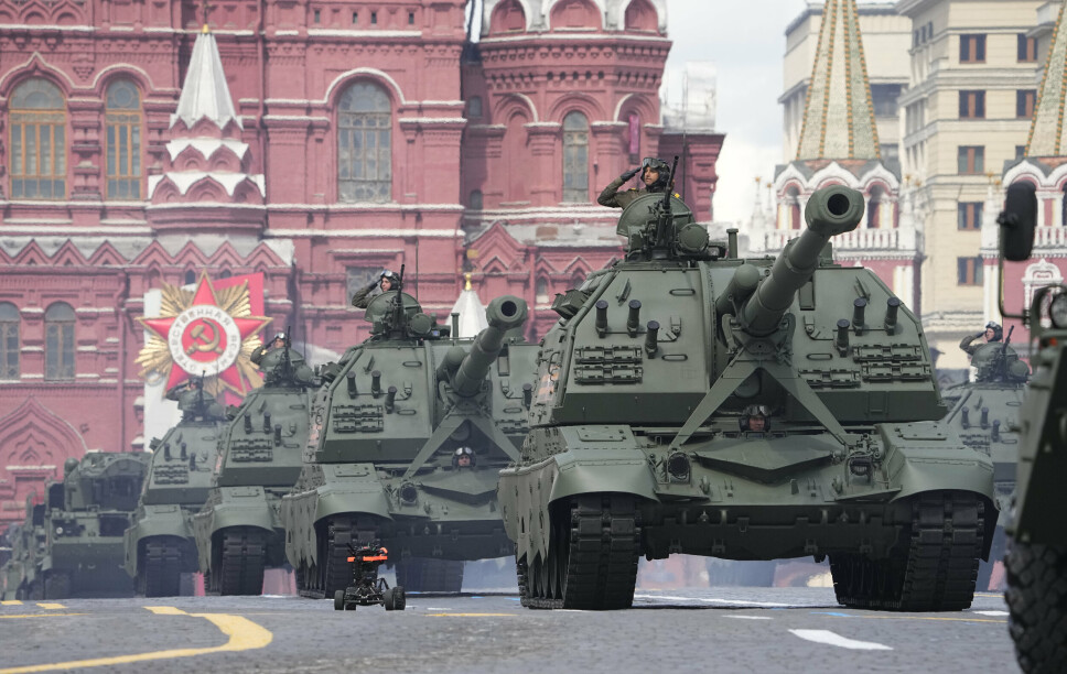 PARADE: Russiske artillerivogner under en militærparade i Moskva 9. mai 2022.