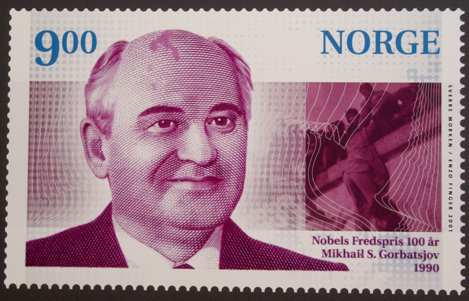 FREDSPRIS: Sovjetunionens siste president Mikhail Gorbatsjov, som i 1990 ble belønnet med Nobels fredspris for sin innsats for nedrustning, prydet i 2001 et nytt frimerke i Norge.
