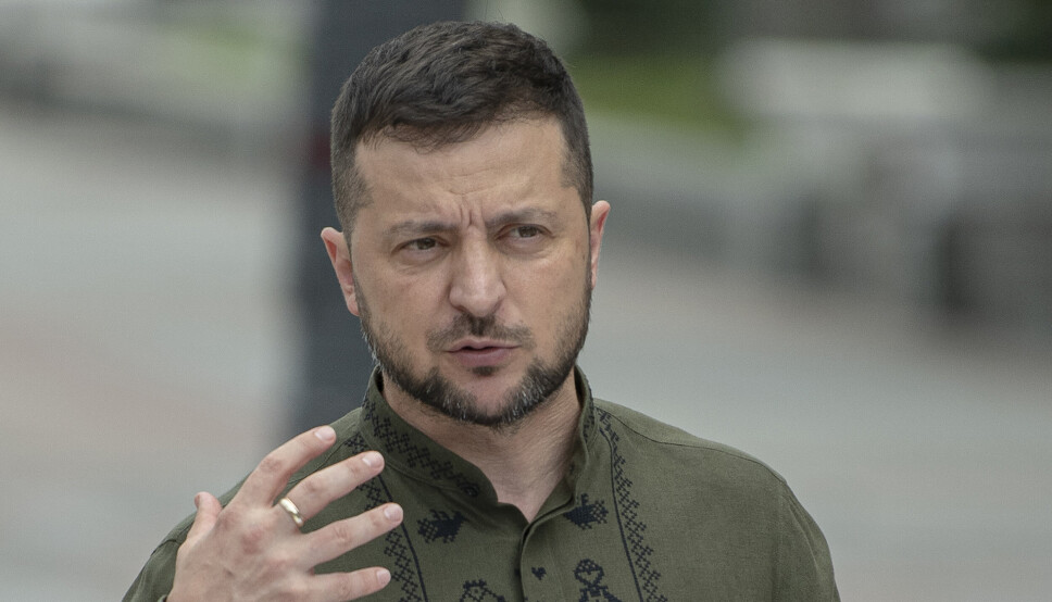 SAMTALER: President Volodymyr Zelenskyj har for andre gang siden søndag hatt samtaler med ledere i landets forsvar, etterretning og politi. Sist gang intensiverte ukrainerne angrepene mot russiske mål i Kherson-regionen.