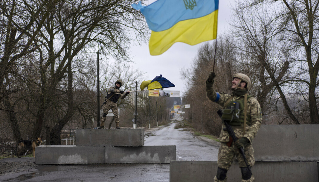 OFFENSIV: Ukrainske styrker skal de siste dagene ha gjenerobret flere viktige byer i Kharkiv-regionen og russiske styrker skal ha trukket seg ut flere steder. Bildet er fra en tidligere fase av krigen i Ukraina.