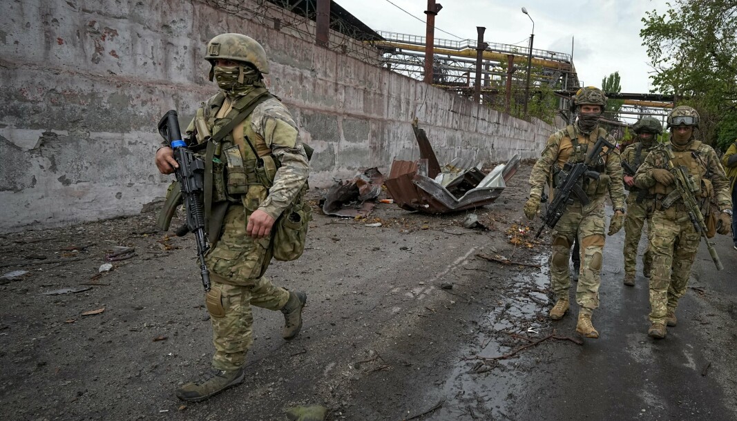 RØMMER: Russiske styrker i Kharkiv-regionen skal ifølge det amerikanske forsvarsdepartementet ha trukket over på russisk side av gensen.
