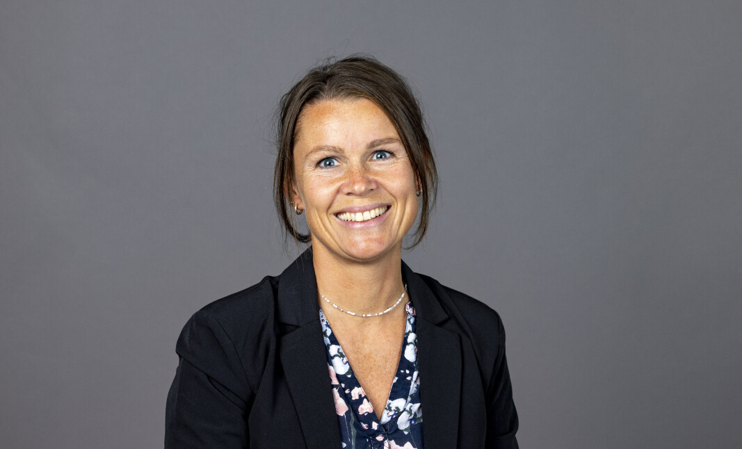 NY ROLLE: Gunn-Eva Høgseth har lang erfaring fra Forsvaret. Nå har hun gått fra å jobbe med forsvarsmateriell til Forsvarets forskningsinstitutt. NY ROLLE: Gunn-Eva Høgseth har lang erfaring fra Forsvaret. Nå har hun gått fra å jobbe med forsvarsmateriell til Forsvarets forskningsinstitutt.