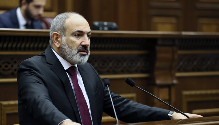 VILLIG: Armenias statsminister Nikol Pasjinian sier han er villig til å gi Aserbajdsjan enkelte innrømmelser om det fører til varig fred og sikkerhet i Armenia. VILLIG: Armenias statsminister Nikol Pasjinian sier han er villig til å gi Aserbajdsjan enkelte innrømmelser om det fører til varig fred og sikkerhet i Armenia.
