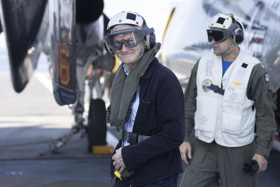 GERALD FORD: Statsminister Jonas Gahr Støre om bord i hangarskipet USS Gerald Ford under sitt besøk i Norfolk, Virginia.