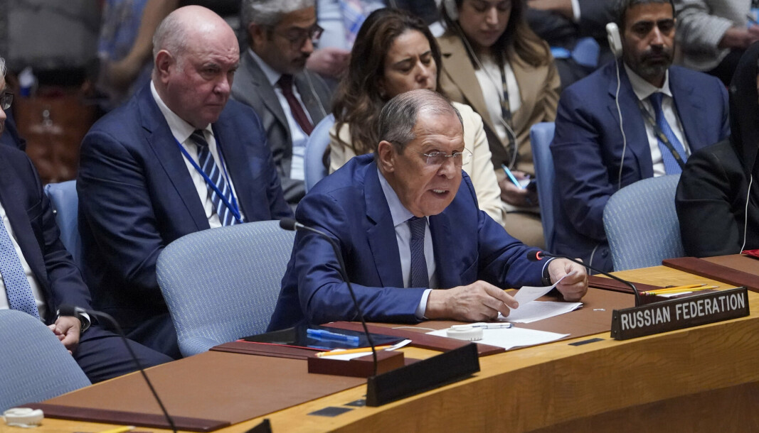 UKRAINA: Under FNs sikkerhetsmøte om situasjonen i Ukraina på torsdag sa Russlands utenriksminister Sergej Lavrov at USA og deres allierte dekker over forbrytelsene til Kyiv-regimet.