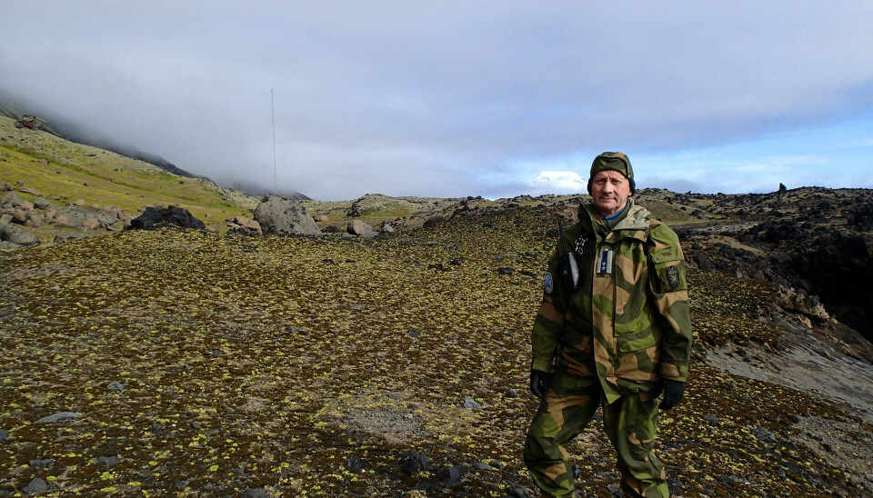 VULKANØY: Hallvard Jacobsen da han var stasjonssjef på Jan Mayen i 2013.