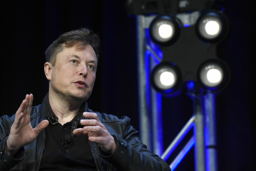 FORHANDLINGER: Elon Musk mener at desto fortere det kommer en forhandlingsløsning, desto bedre er det.