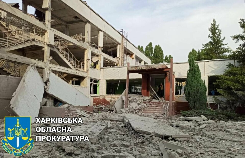 SKOLE: Faktisk Verifiserbar har verifisert dette bildet av en skole i Kharkiv, som ble rasert etter et russisk rakettangrep 10. juli. Bildet er publisert av regionale myndigheter i Kharkiv.